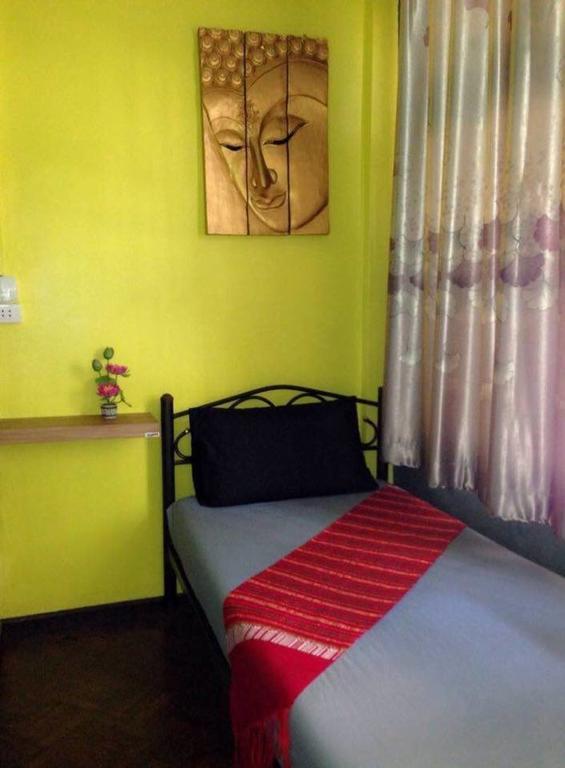A.T Guesthouse Бангкок Экстерьер фото